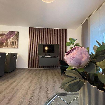 Exklusive Wohnung Zentral Mit Grossem Balkon Losheim Exterior foto