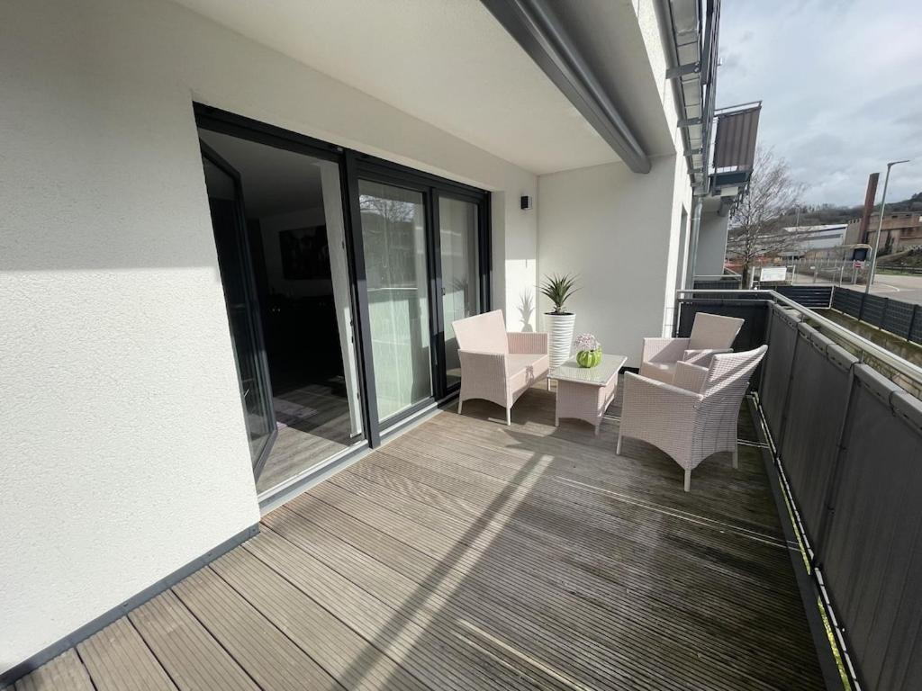 Exklusive Wohnung Zentral Mit Grossem Balkon Losheim Exterior foto