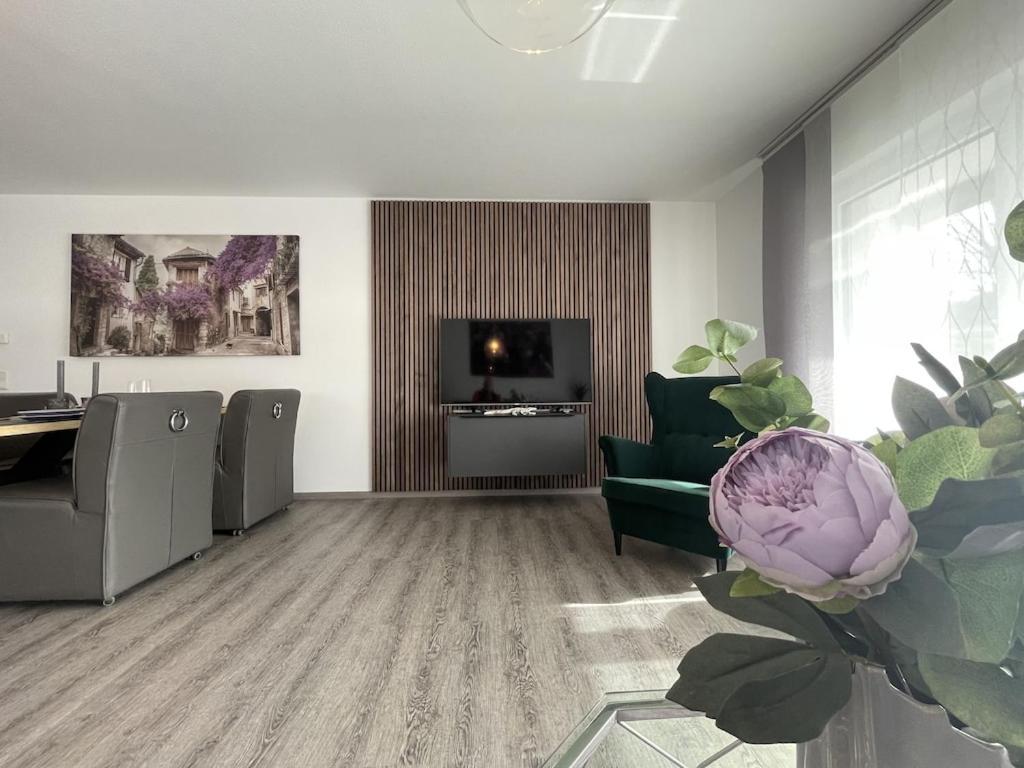 Exklusive Wohnung Zentral Mit Grossem Balkon Losheim Exterior foto