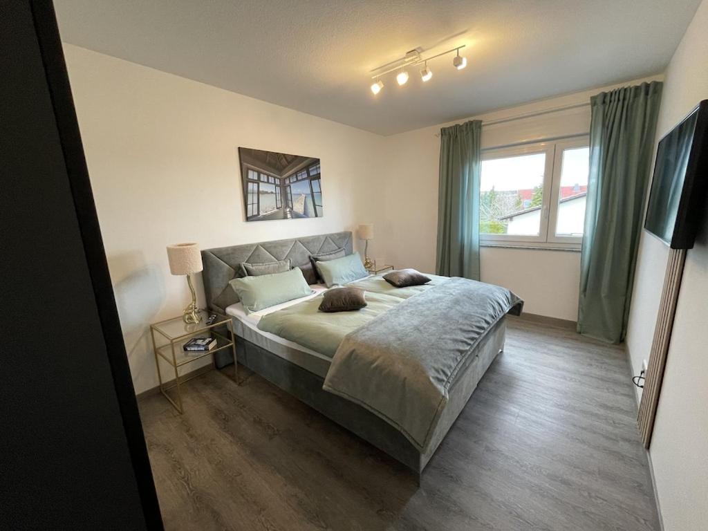 Exklusive Wohnung Zentral Mit Grossem Balkon Losheim Exterior foto