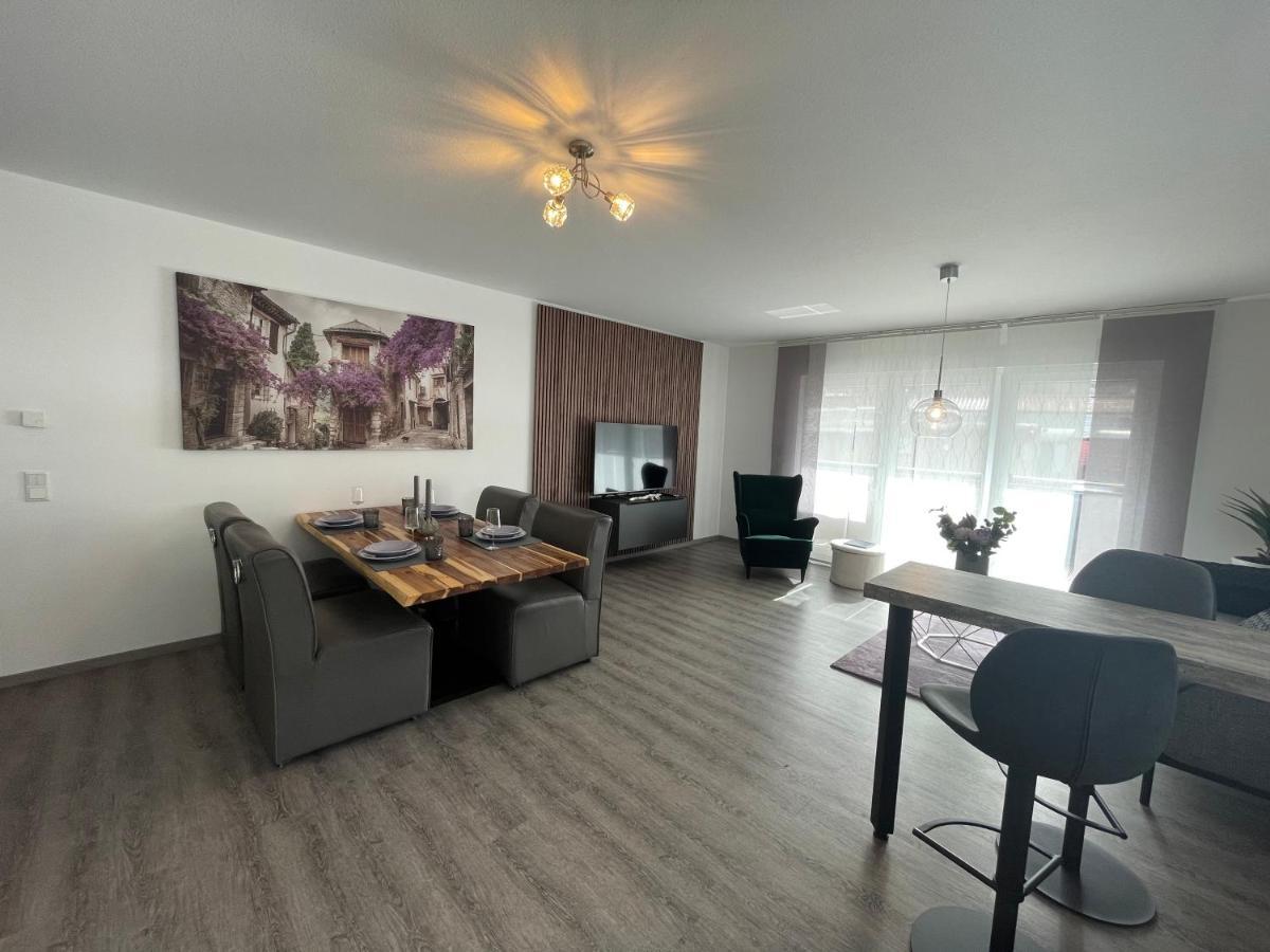 Exklusive Wohnung Zentral Mit Grossem Balkon Losheim Exterior foto