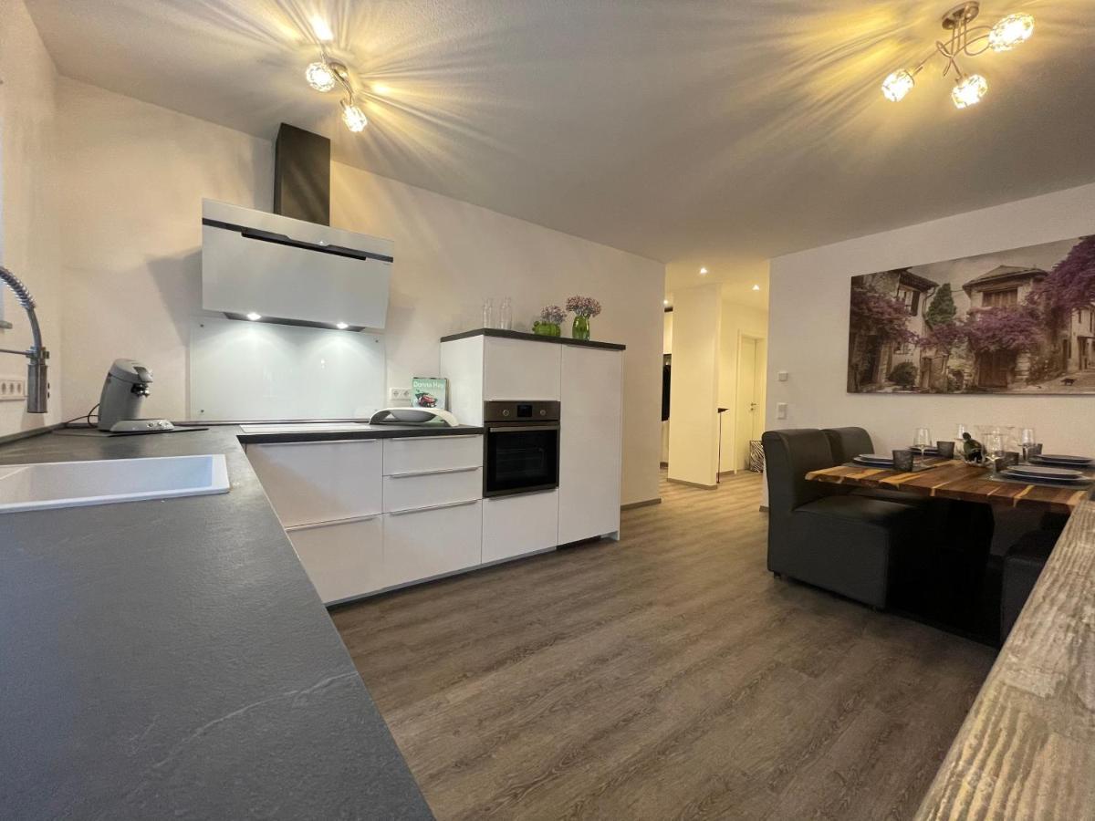 Exklusive Wohnung Zentral Mit Grossem Balkon Losheim Exterior foto