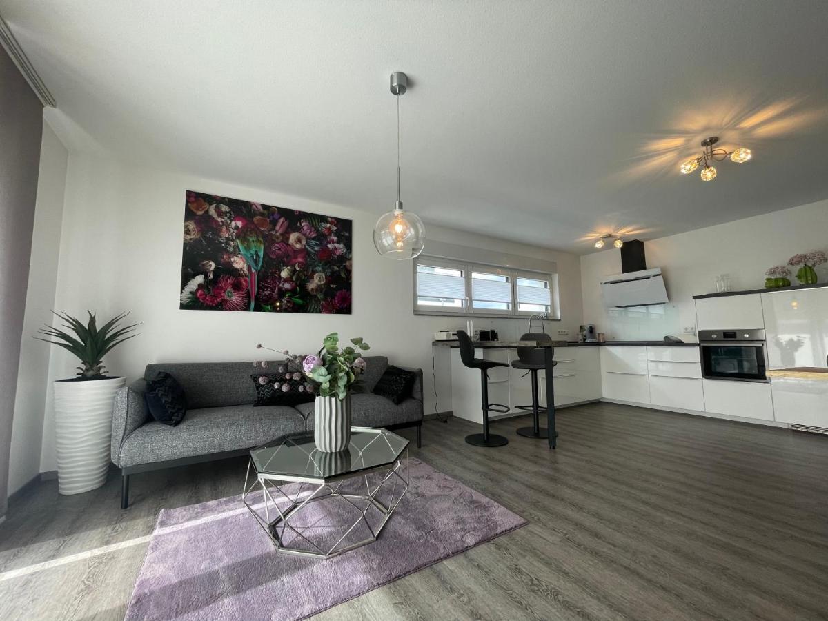 Exklusive Wohnung Zentral Mit Grossem Balkon Losheim Exterior foto