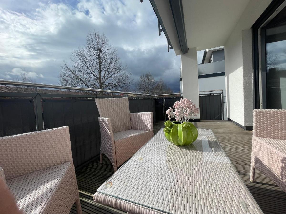 Exklusive Wohnung Zentral Mit Grossem Balkon Losheim Exterior foto